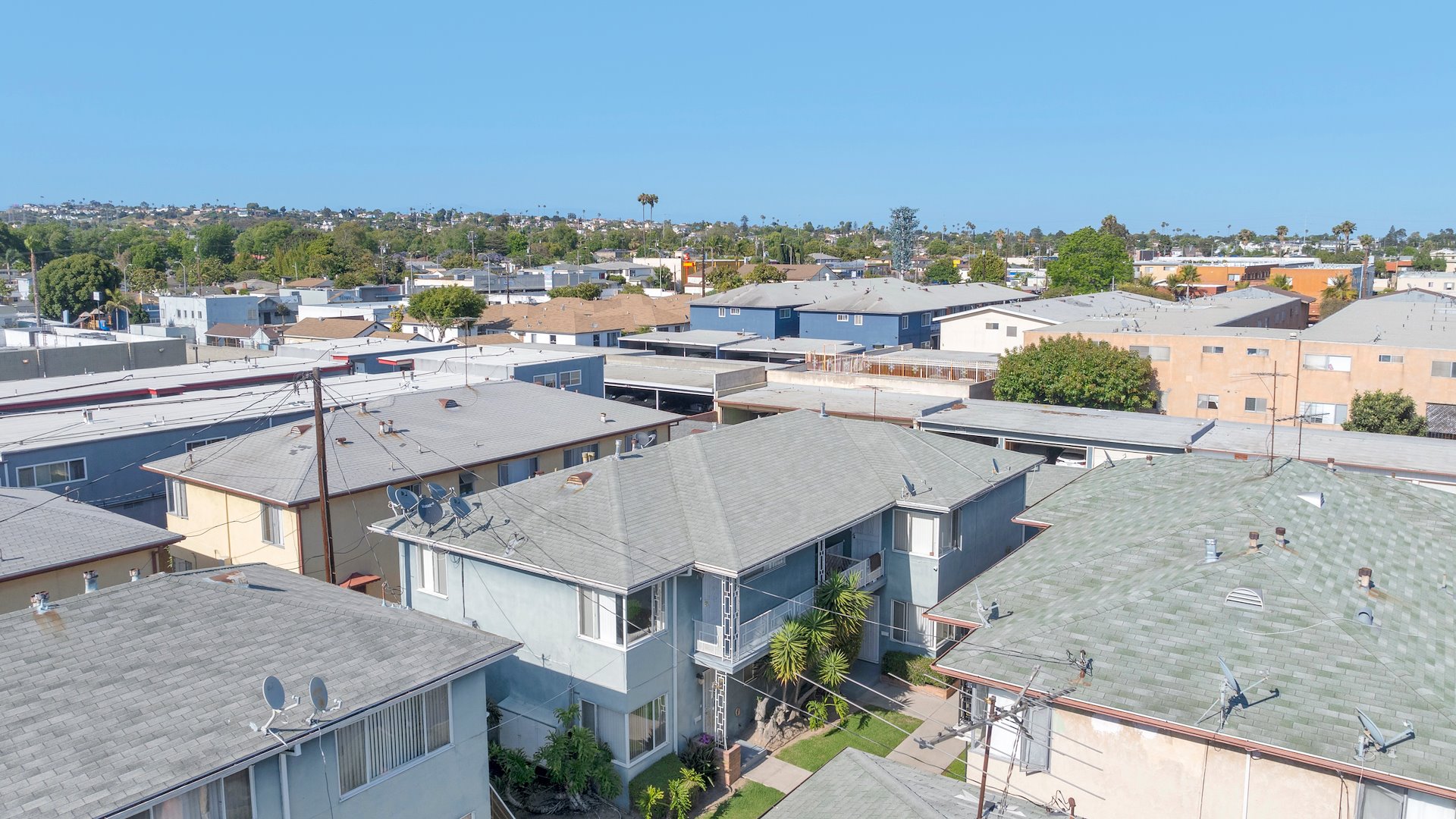 934 W Beach Ave — Sale in Inglewood, CA, photo 8 of 8