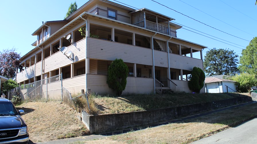 907 N Dean St/Coquille, Oregon