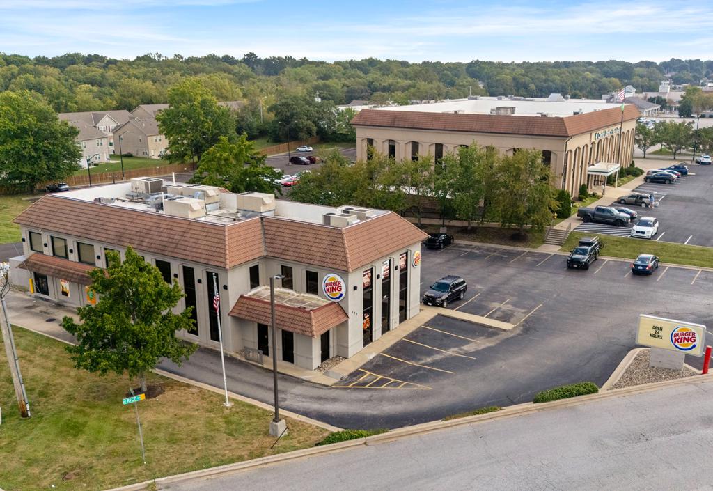 Burger King | Absolute NNN Lease | Long Operating… — Sale in Lee's Summit, MO, photo 2 of 7