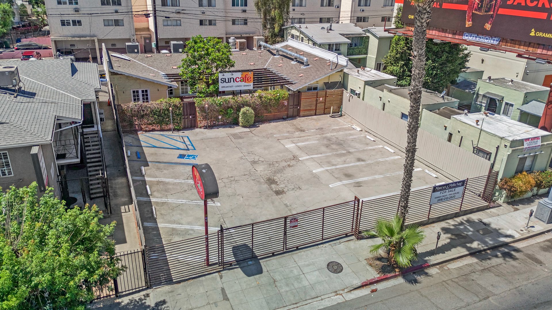 10820 Ventura Blvd, Studio City, CA 91604