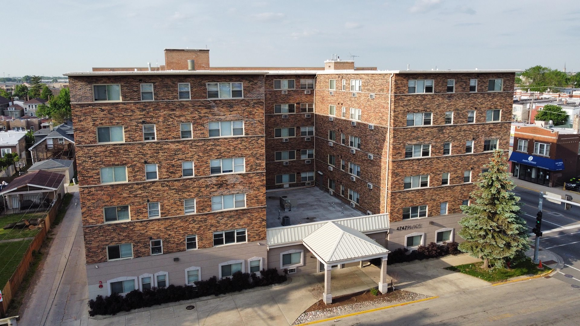 4747 Place/Cicero, Illinois