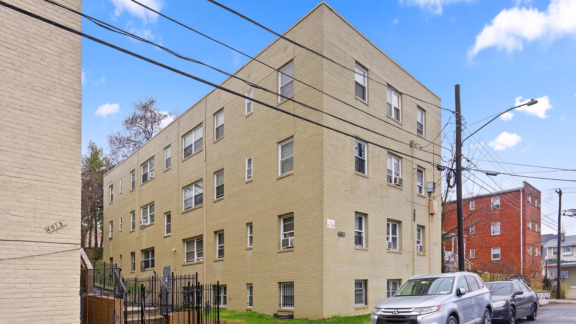 4909 Ayers Place SE/Washington, District of Columbia