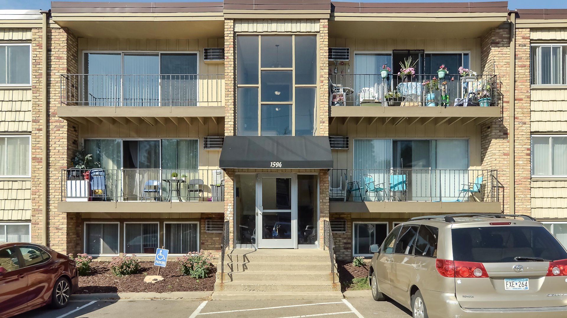 Wheelock Parkway Apartments/Saint Paul, Minnesota