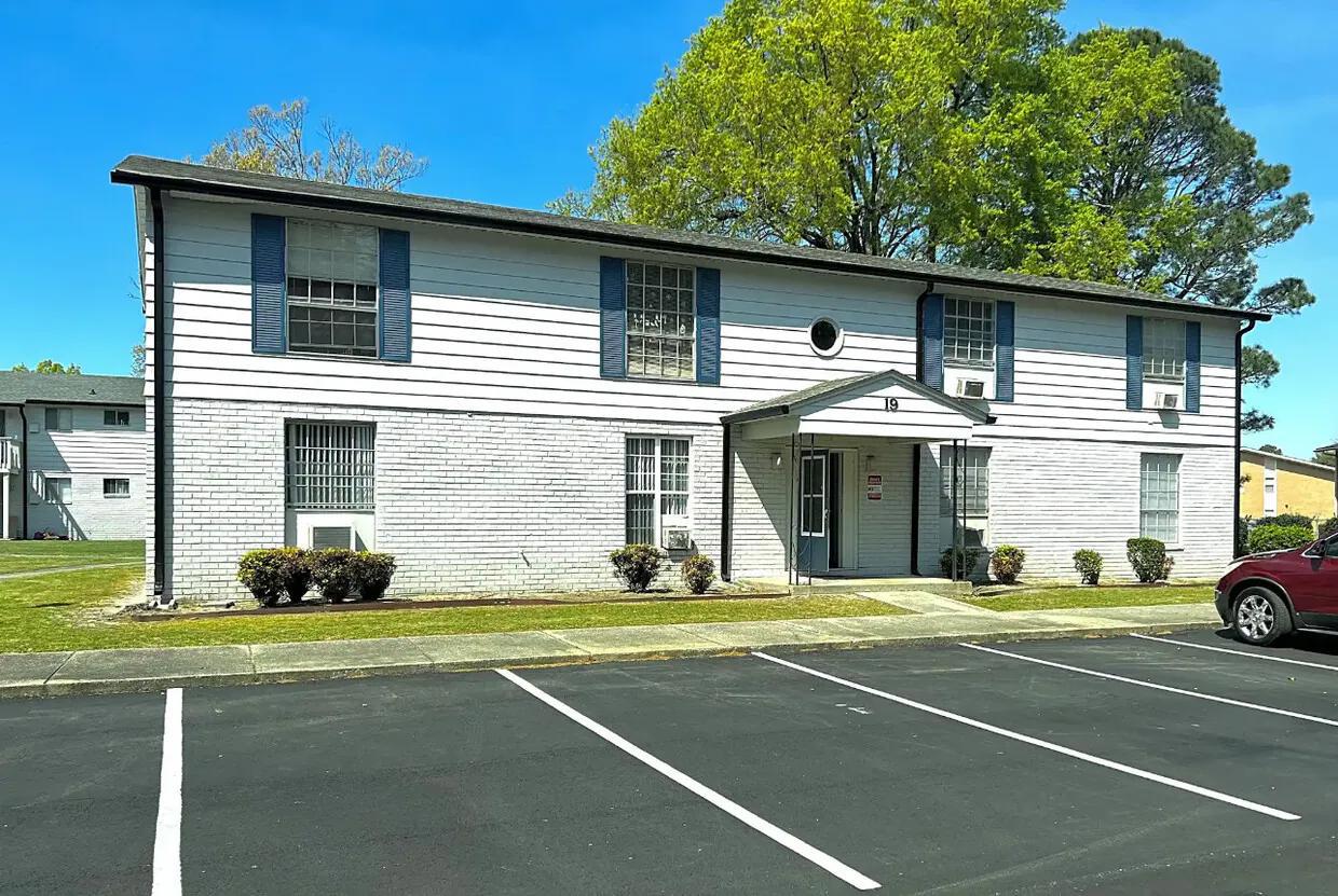 The Flats @ 915 — Sale in Sumter, SC, photo 5 of 7