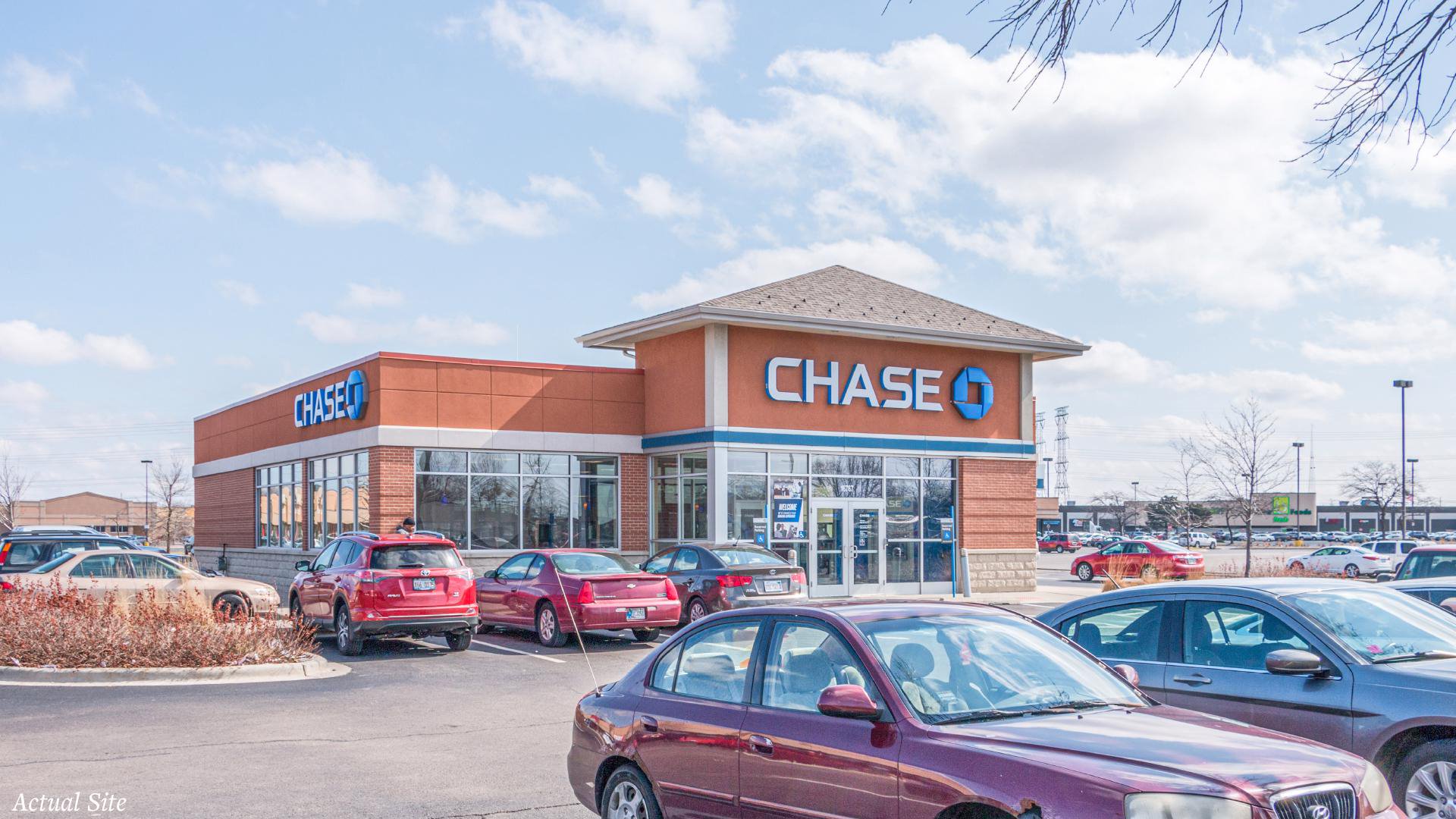 Chase Bank Chicago MSA Long Term NNN Ground Lease Within a Strong