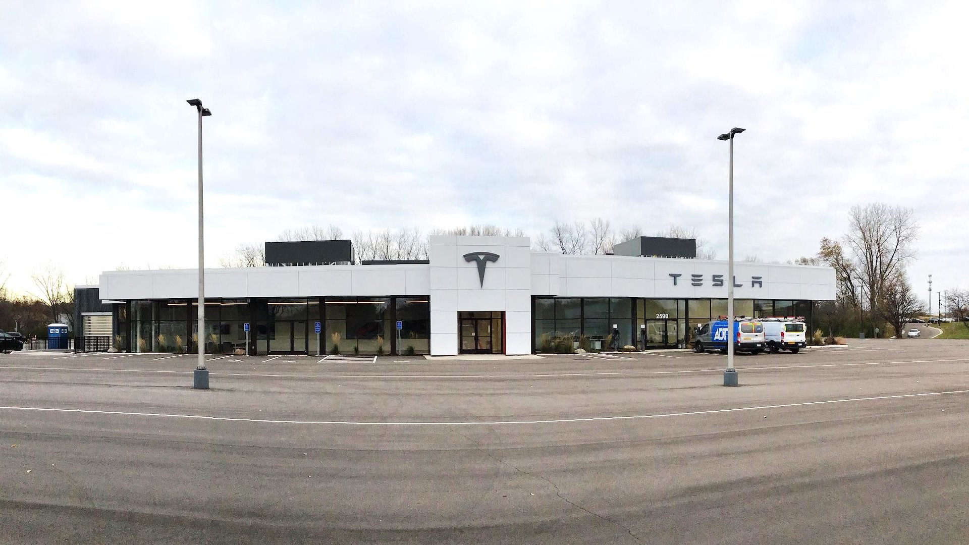 Tesla (Minneapolis MSA)/Maplewood, Minnesota