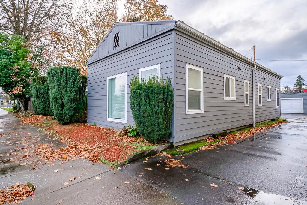 Park Street Apartments/Lebanon, Oregon