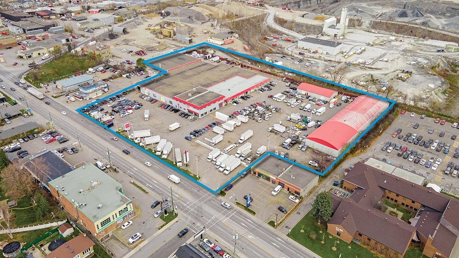 1385, des Laurentides blvd, Laval/Laval, Quebec