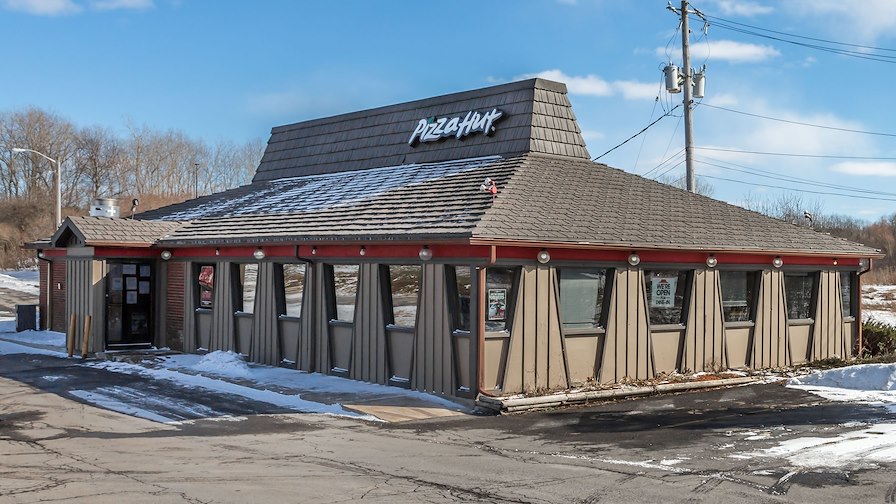 Pizza Hut SaleLeaseback Vintage Store Prototype/Auburn, New York