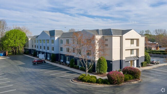 Fairfield Inn Suites Charlotte Arrowood Charlotte  North Carolina