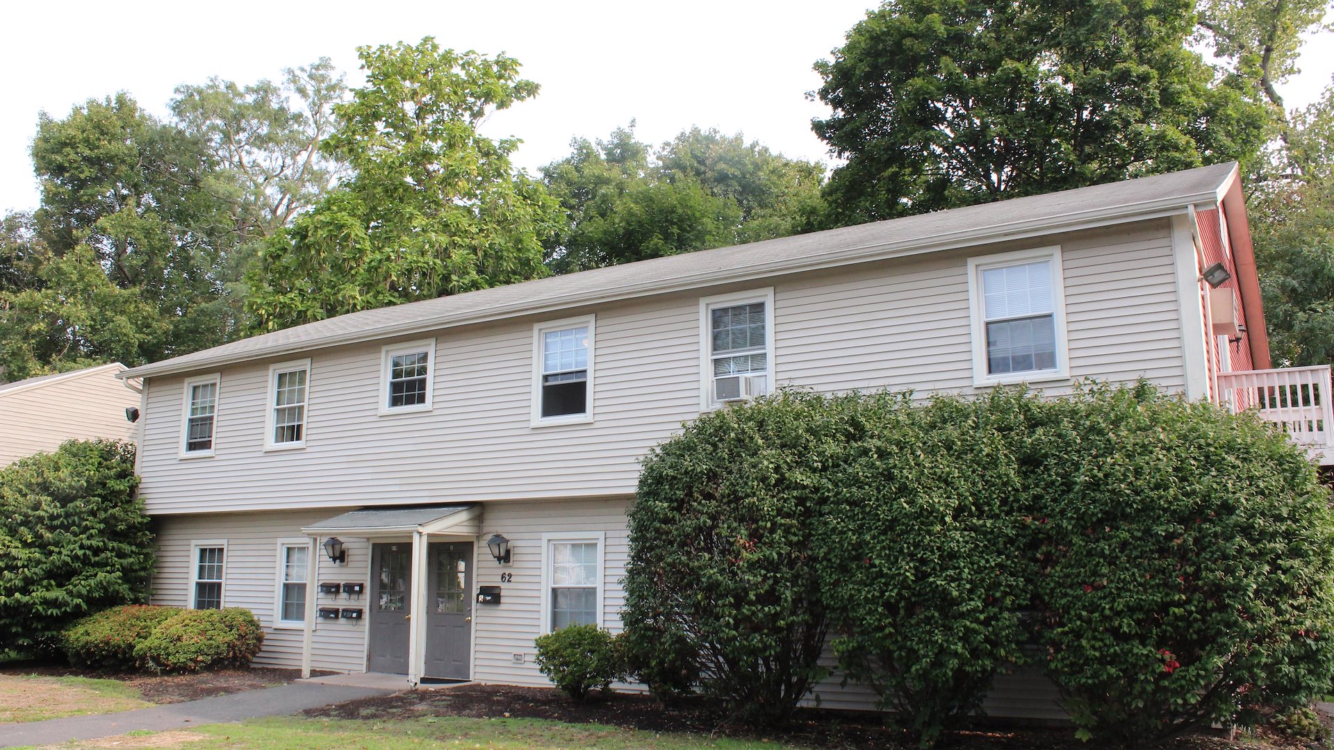 Poquonock Place/Windsor, Connecticut