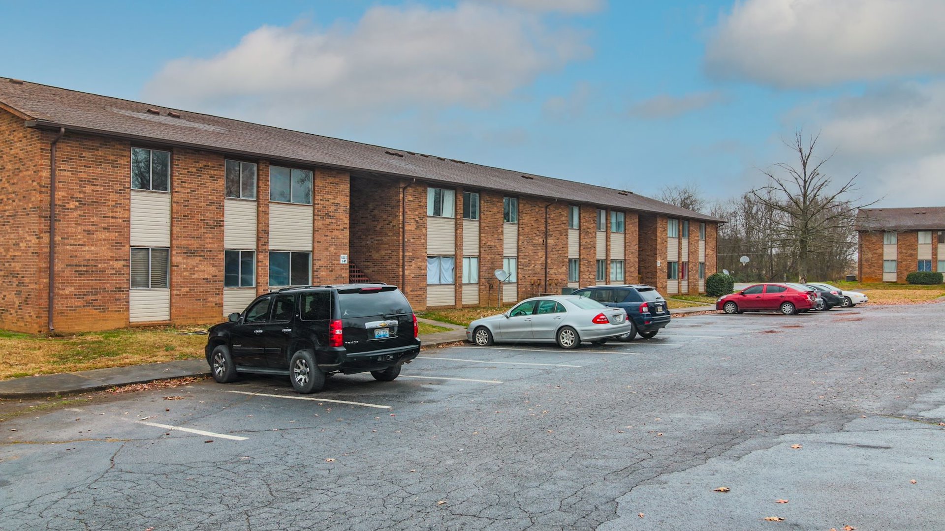Apartments at Solomon's Porch/Oak Grove, Kentucky