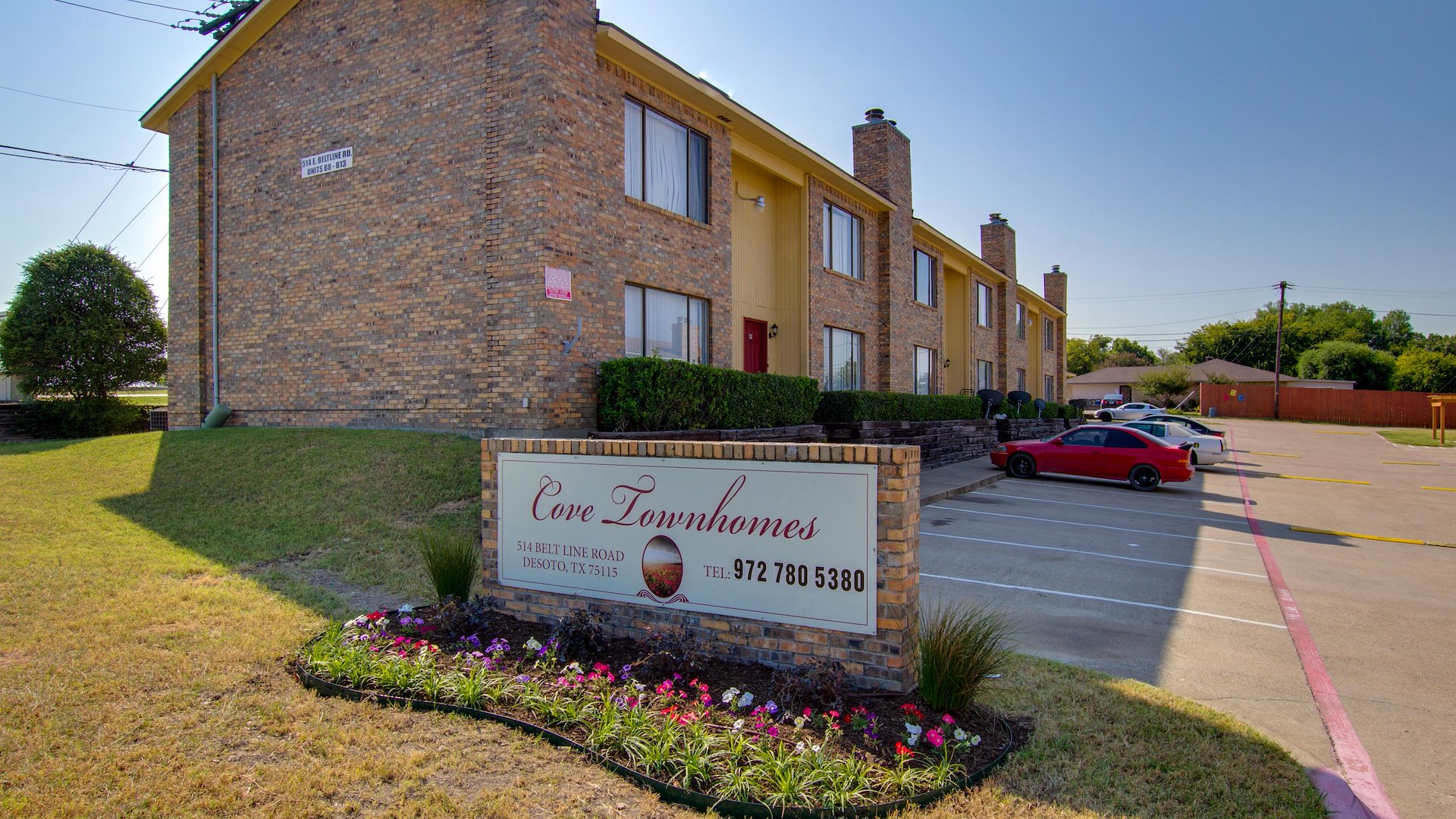 Cove Townhomes/DeSoto, Texas