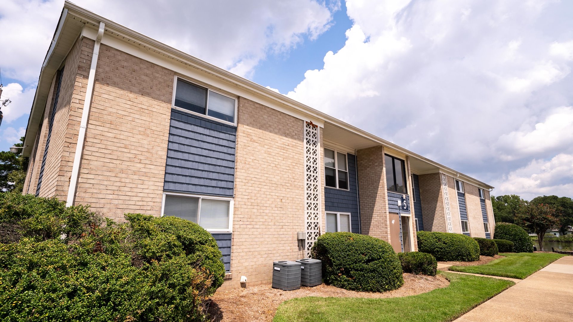 Minimalist Apartments Across From The Va for Small Space