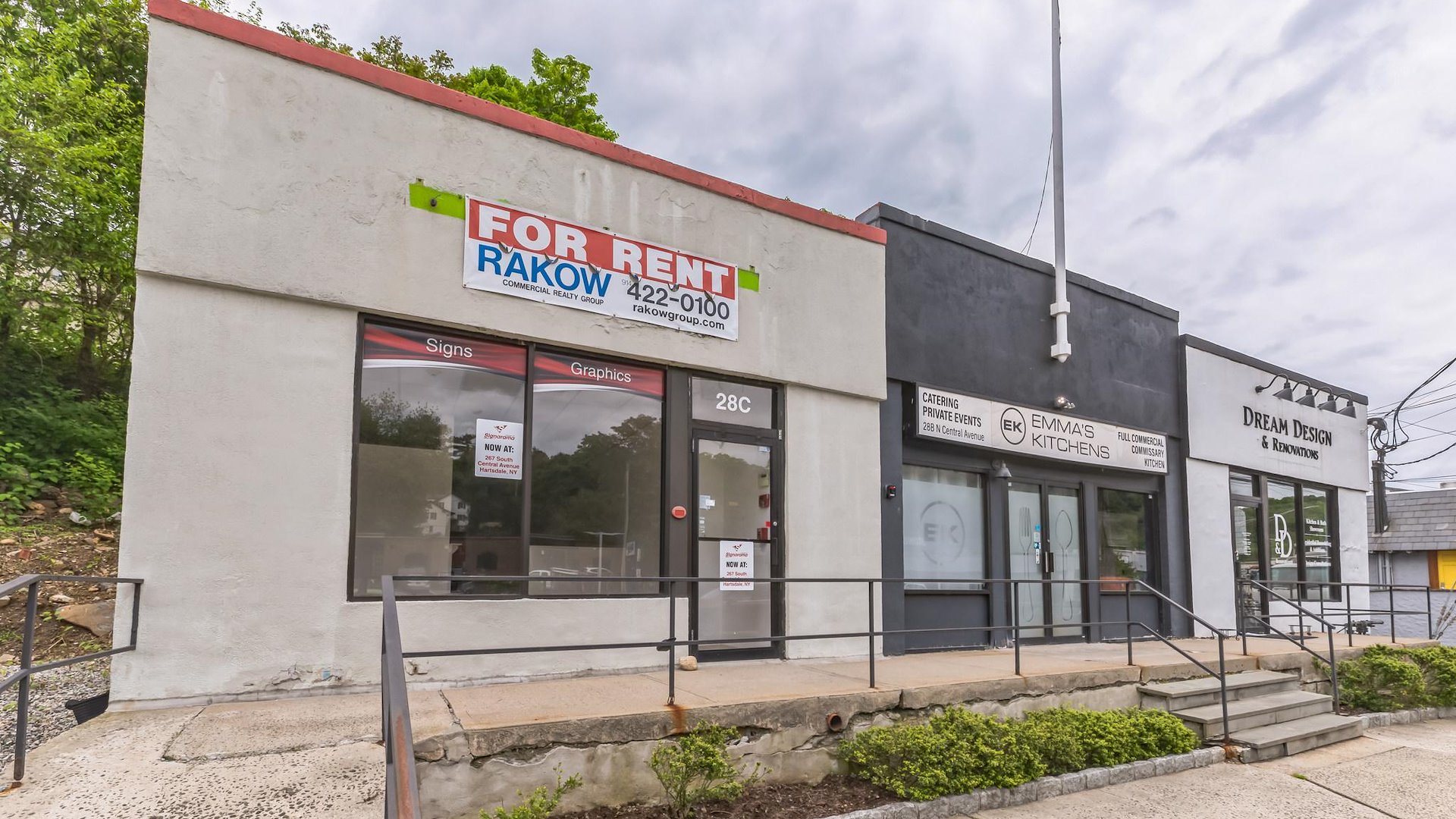 3Tenant Central Avenue Retail Strip/Hartsdale, New York