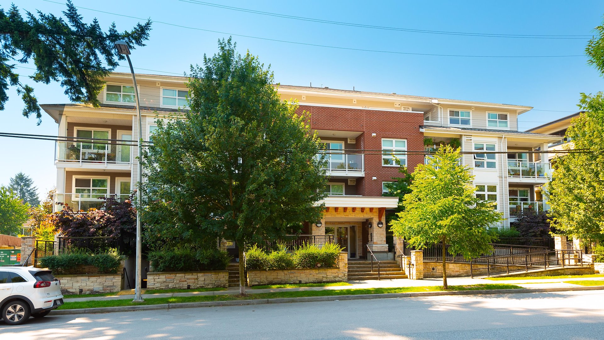 Suffolk Place/Port Coquitlam, British Columbia