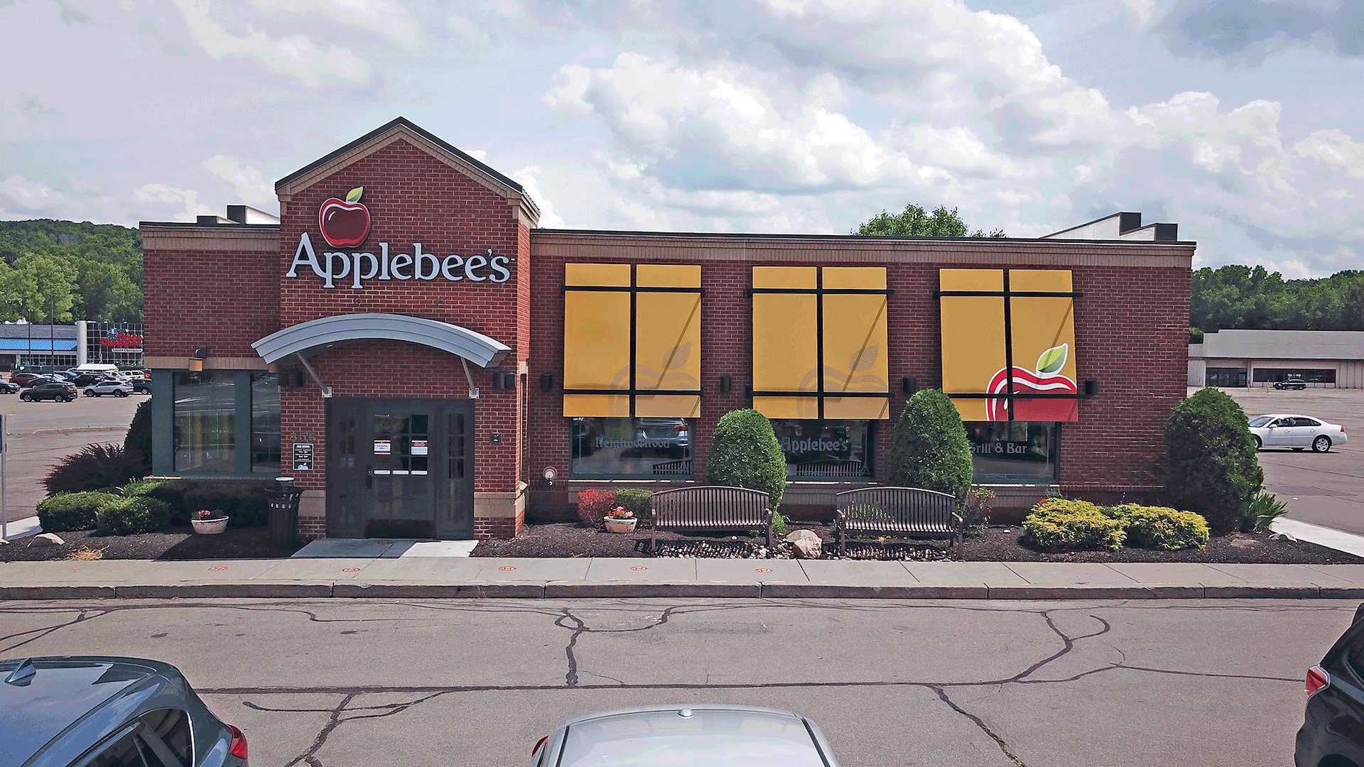 Applebee's (Absolute NNN)/Cortland, New York