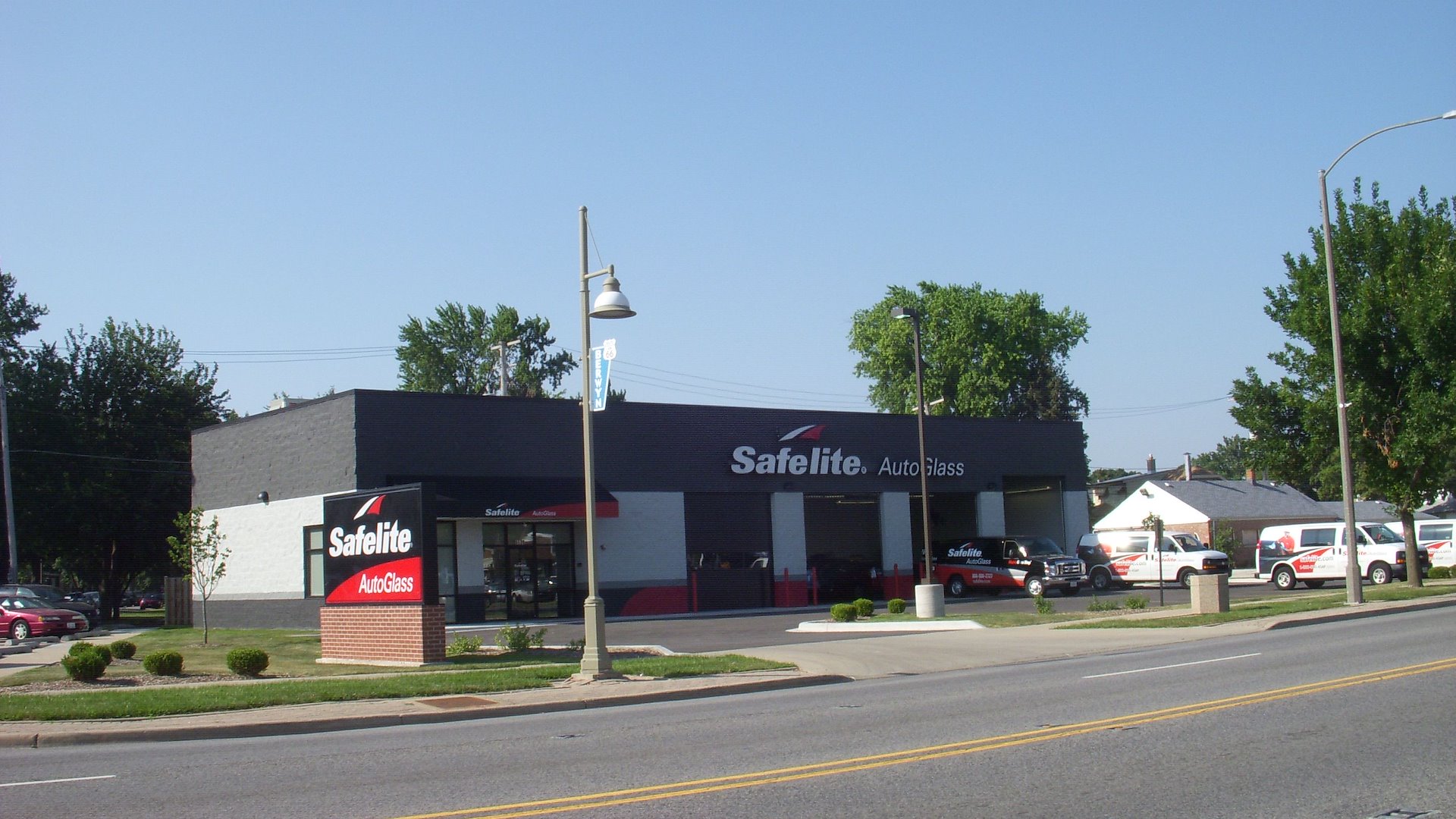 Safelite AutoGlass/Berwyn, Illinois