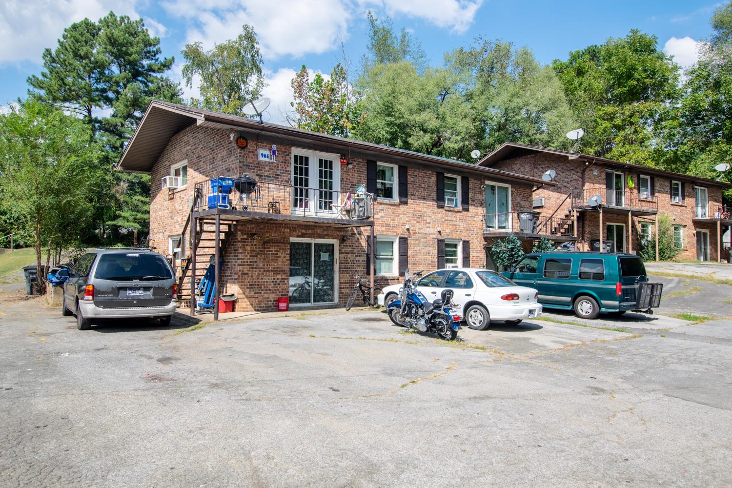 Chadwick Derwood Apartments/Kingsport, Tennessee