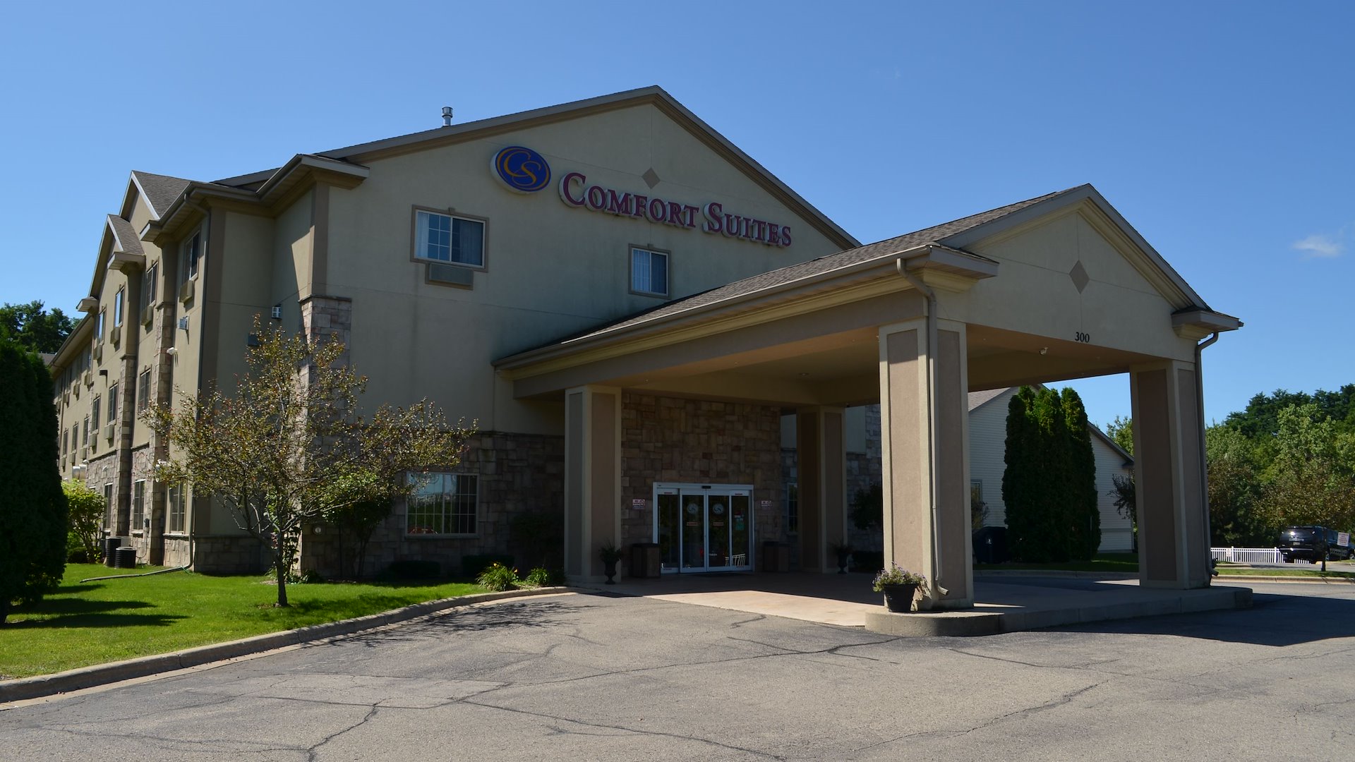 Comfort suites lake geneva east