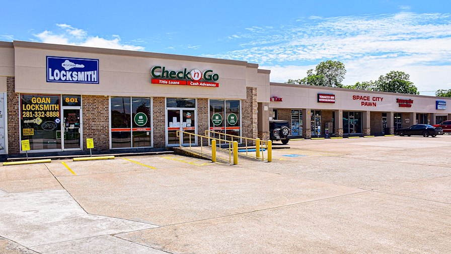 Pecan Forest Shopping Center League City, Texas