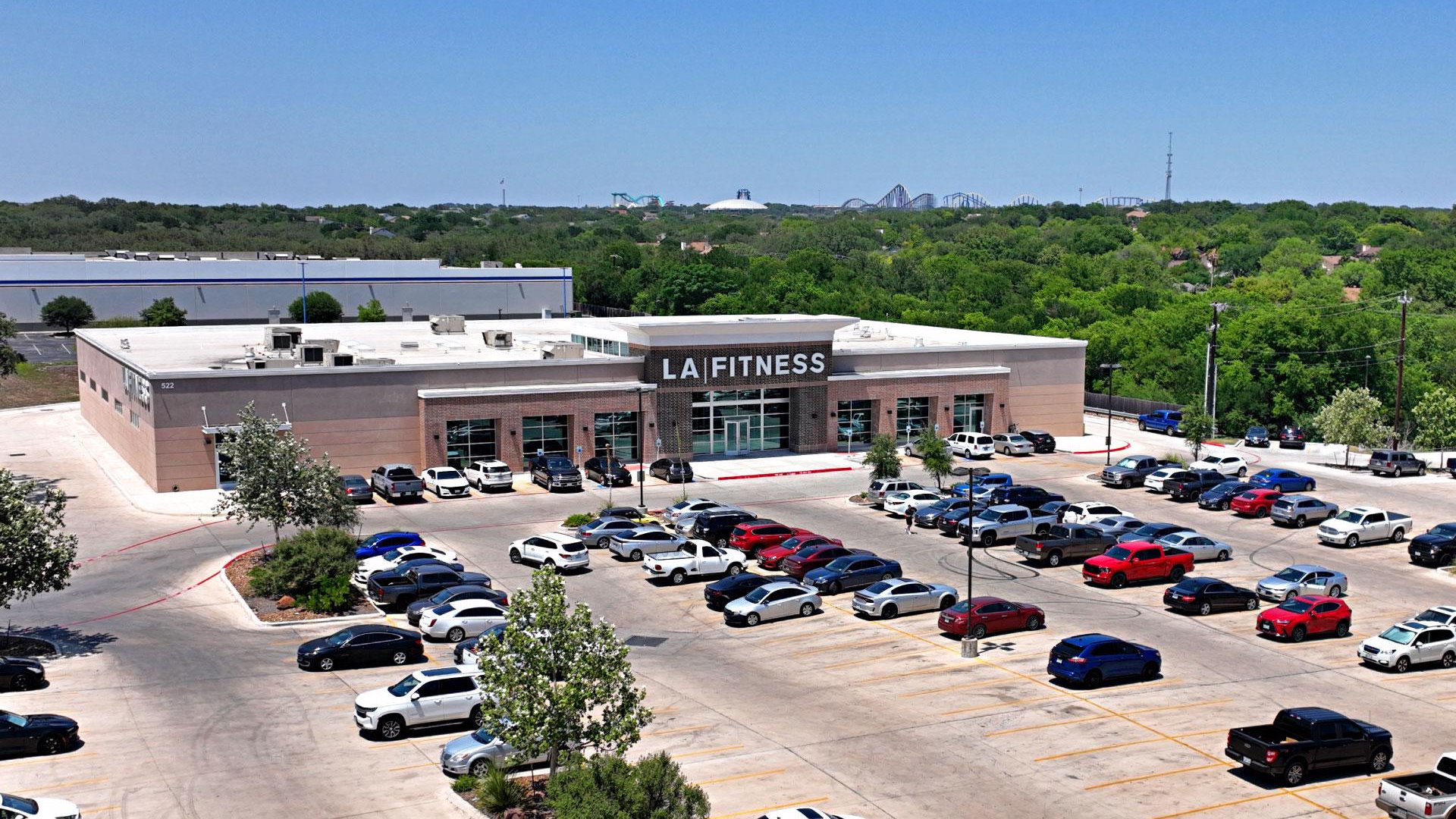 La Fitness San Antonio Tx Rare Nnn Lease 12 65 Yrs Lease Term Remaining San Antonio Texas