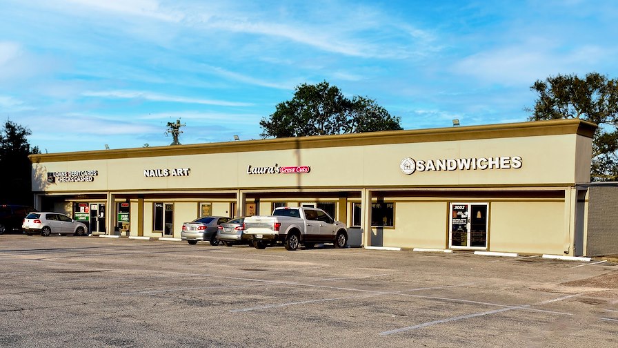 Garth Road Shopping Center/Baytown, Texas