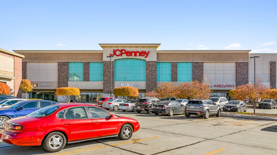 Shops at JCPenney Corbin Park/Overland Park, Kansas