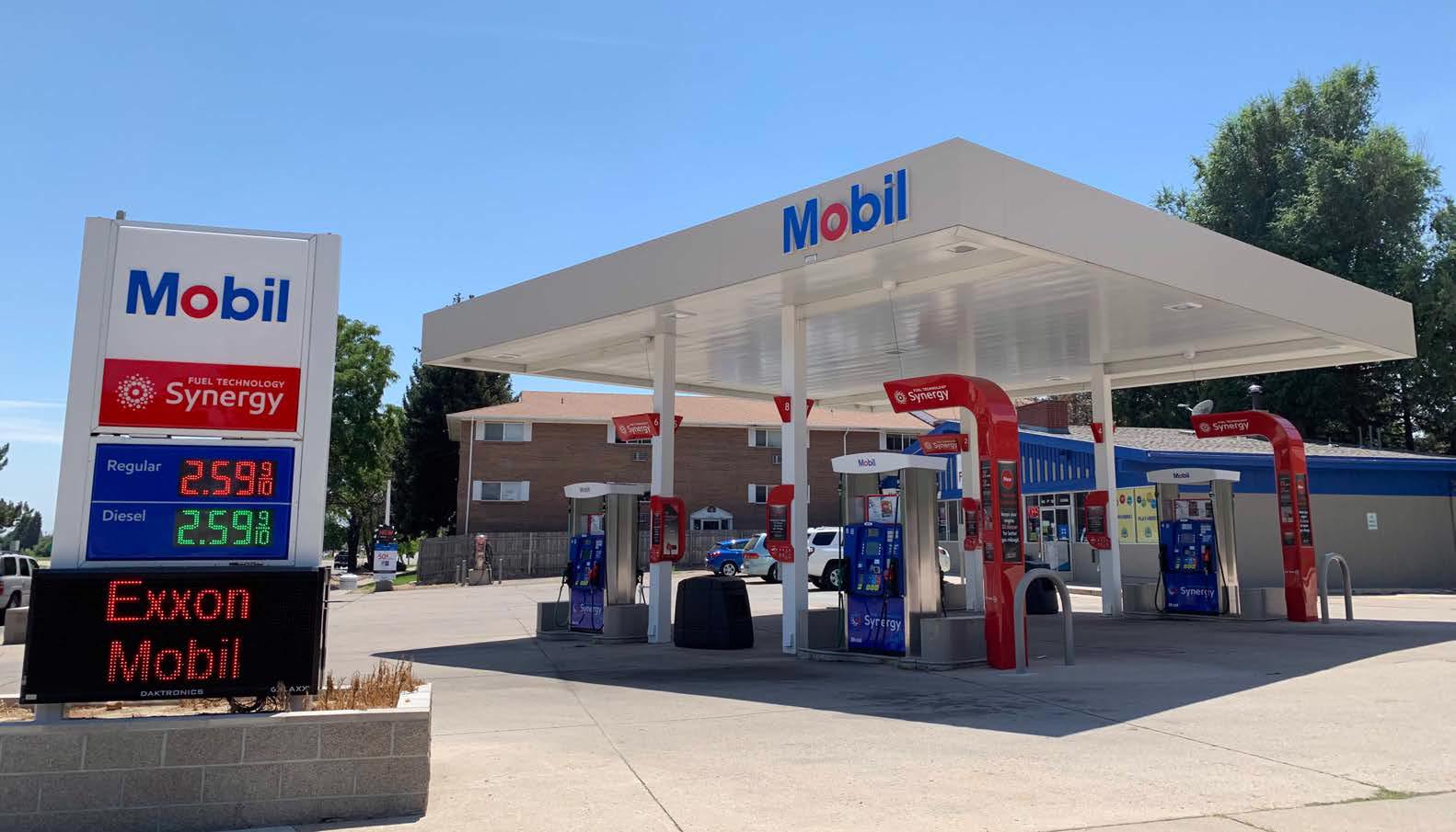 Mobil/Farmingdale, New York