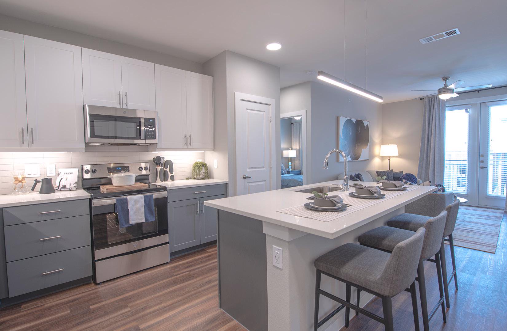 Presidium Hill Street/Grand Prairie, TX