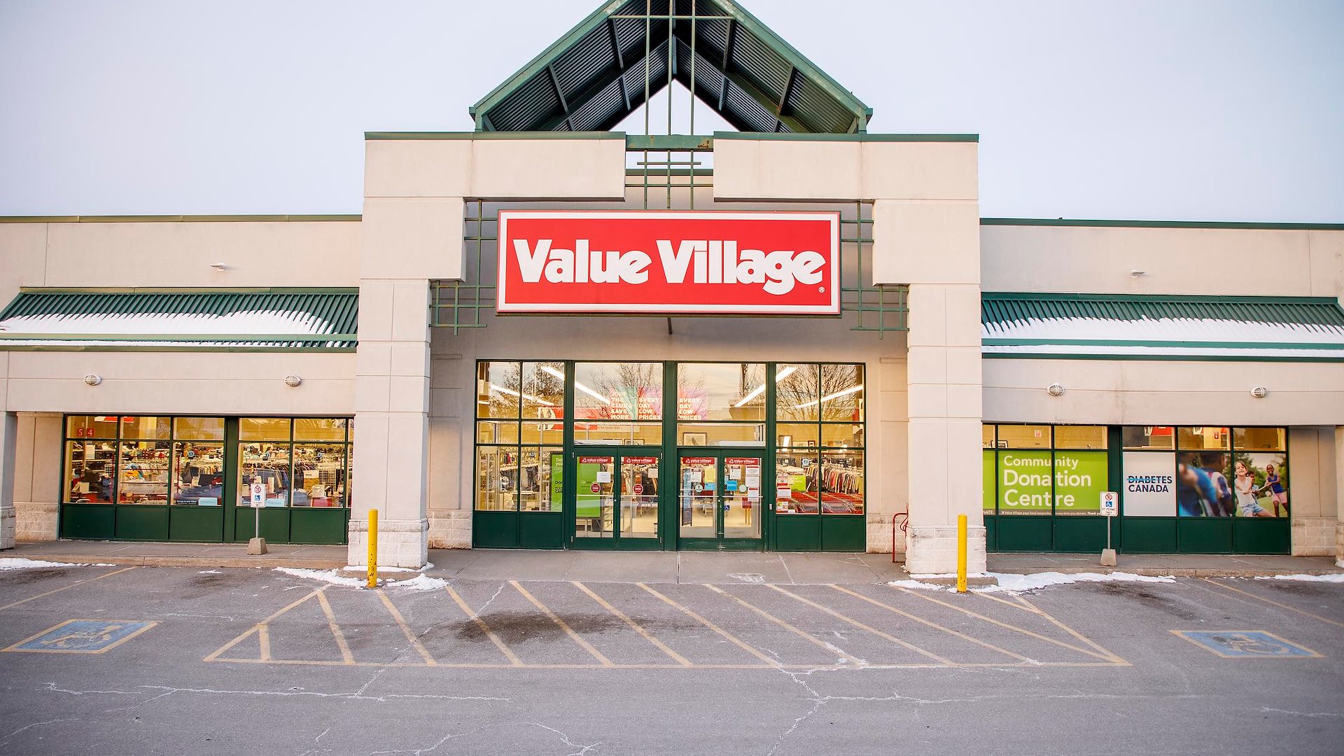 1101 Lansdowne St W Best Buy & Value Village/Peterborough, Ontario