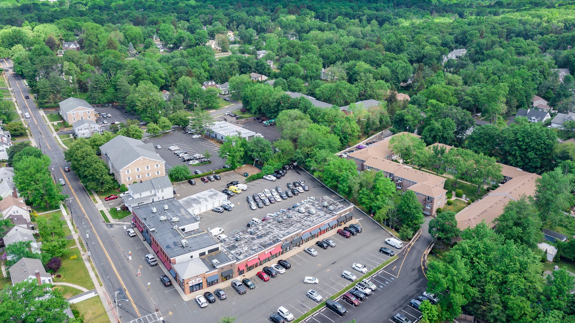 Godwin Plaza/Midland Park, New Jersey