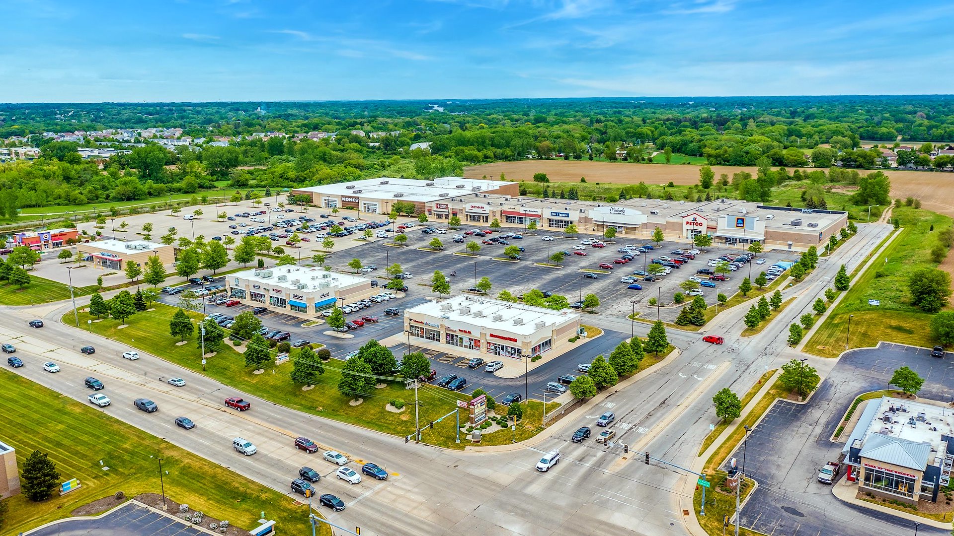 McHenry Town Center/McHenry, Illinois