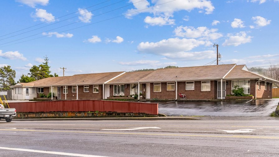 Winchester Apartments/Reedsport, Oregon