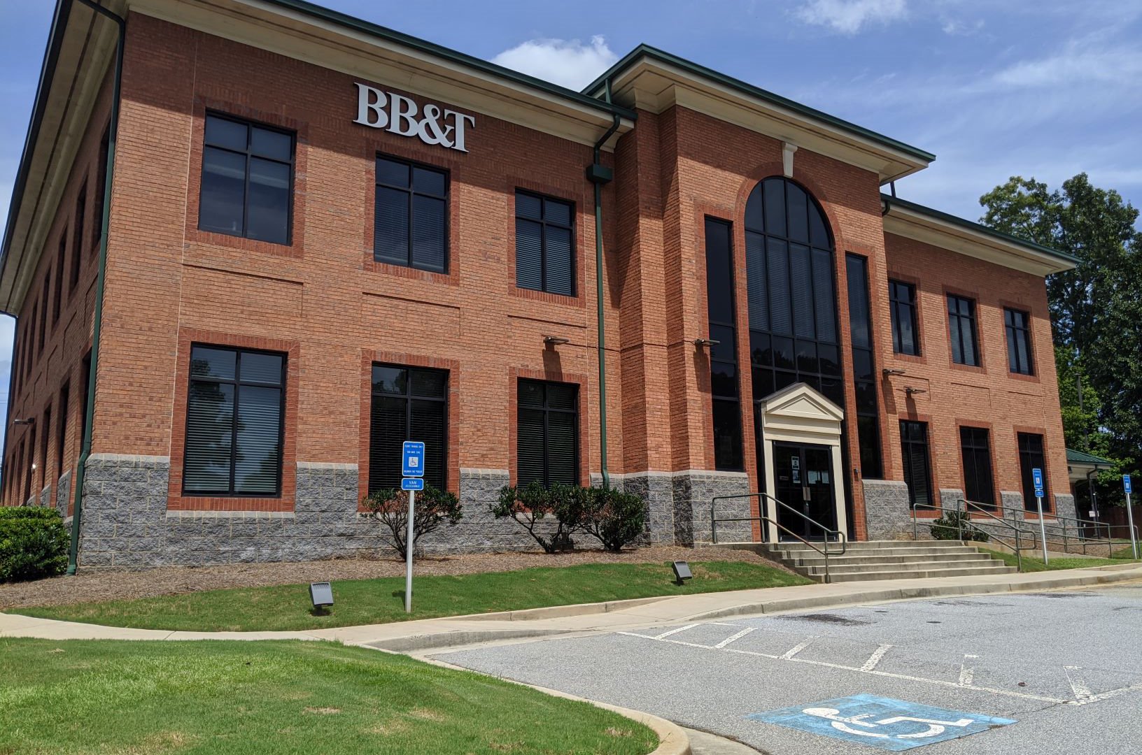 BB&T (Truist Bank)/Roswell,