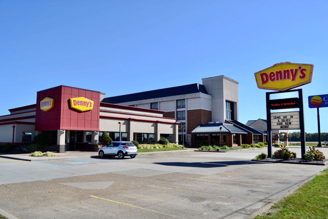 Denny's/Evansville, Indiana