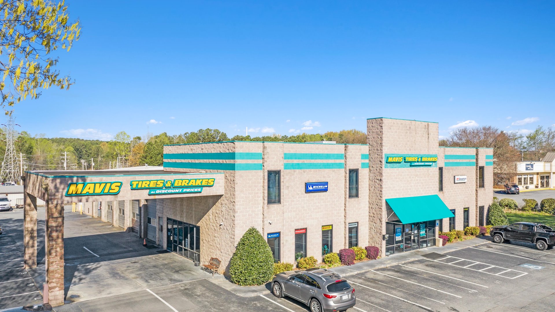 Mavis Tires & Brakes/Cornelius, North Carolina