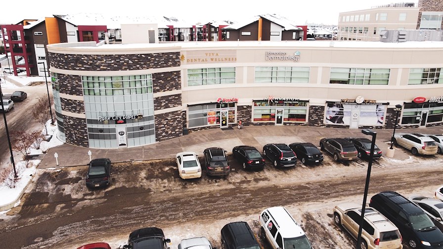 Windermere Plaza/Edmonton, Alberta