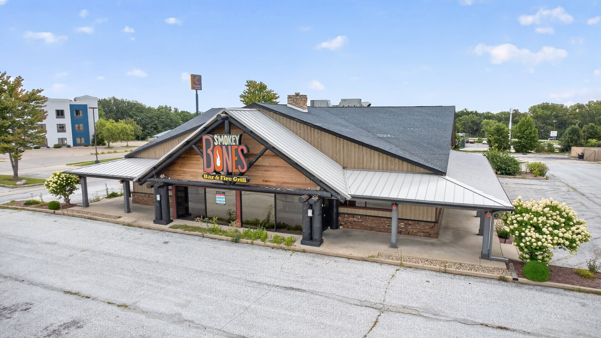 $1 Auction - REIT Sale | Former Smokey Bones BBQ | Access to I-55/I-72 & 1,300 Hotel Rooms - retail for sale in springfield, IL