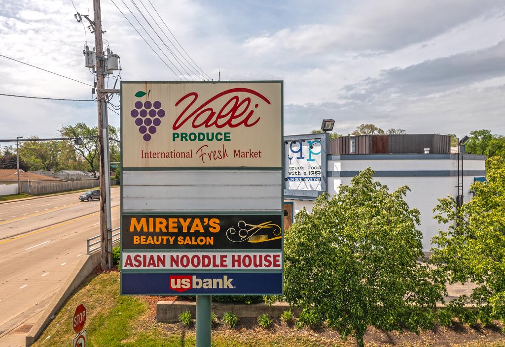 Valli Fresh Market Ground Lease Excellent Store Sales Hoffman Estates Illinois