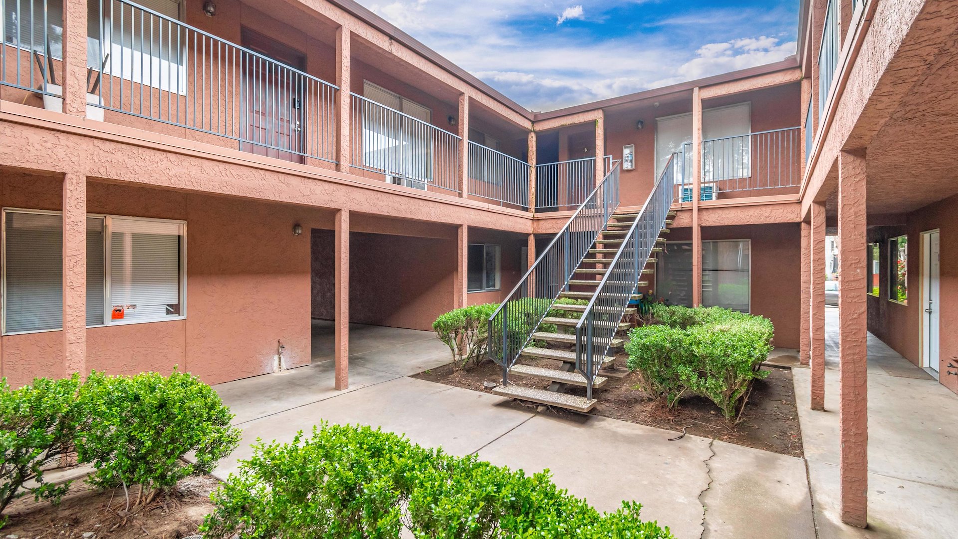 Quail Oaks Apartments/Yuba City, California