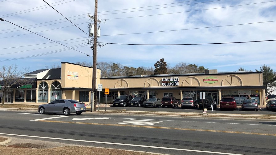 Brookside Plaza/Bayville, New Jersey