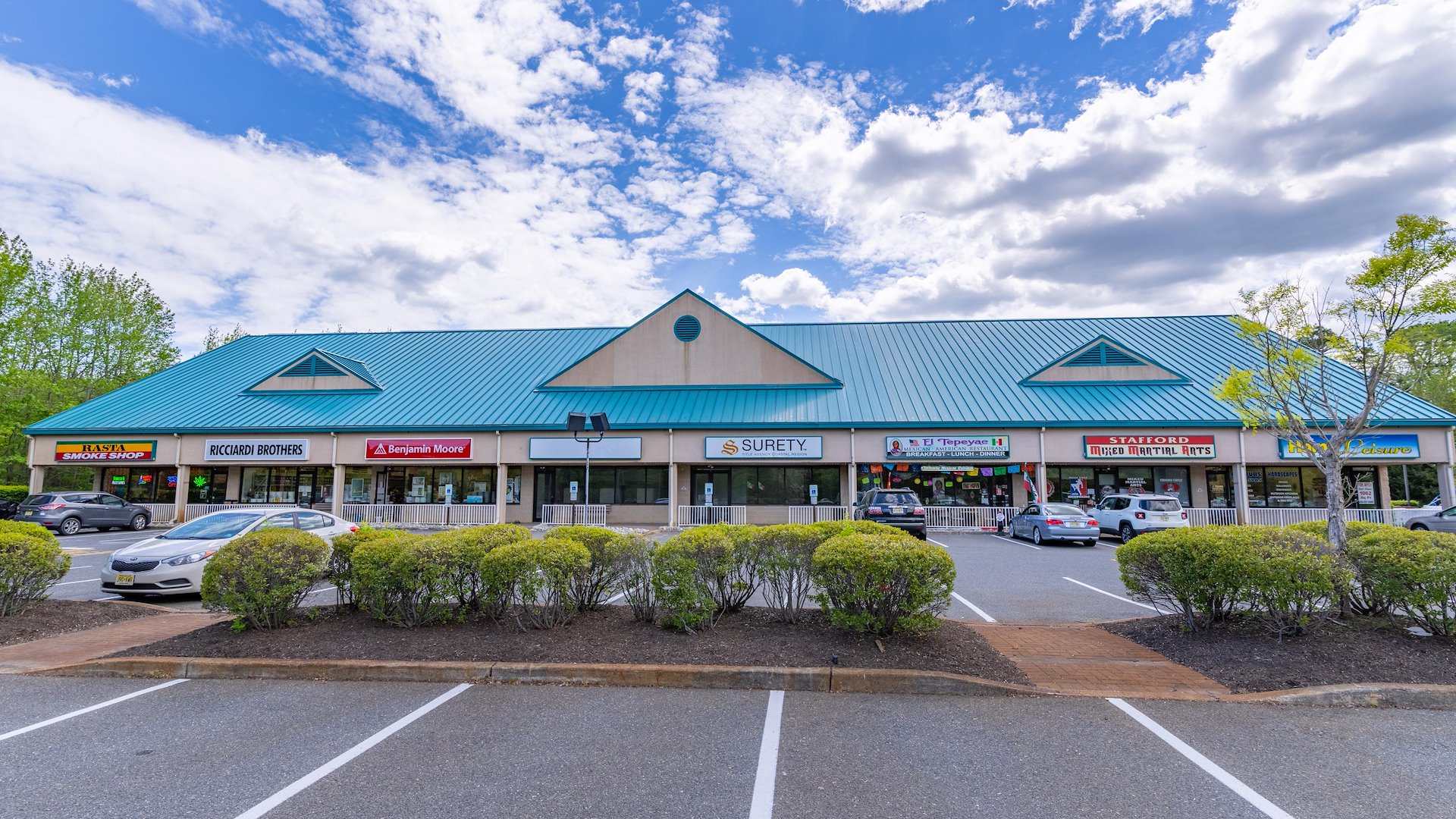 Driftwood Plaza/Manahawkin, New Jersey