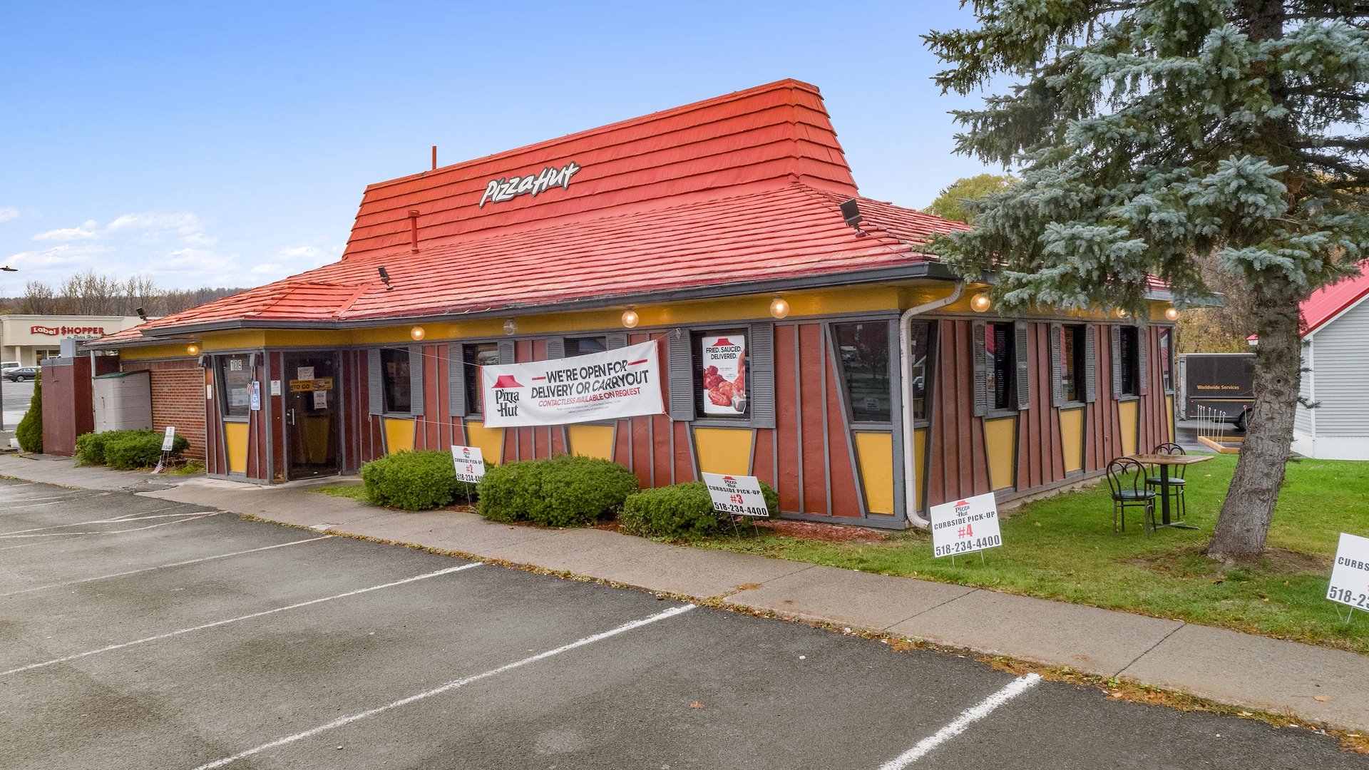 1 Auction Former Pizza Hut Price Chopper & Tractor Supply Outparcel/Cobleskill, New York