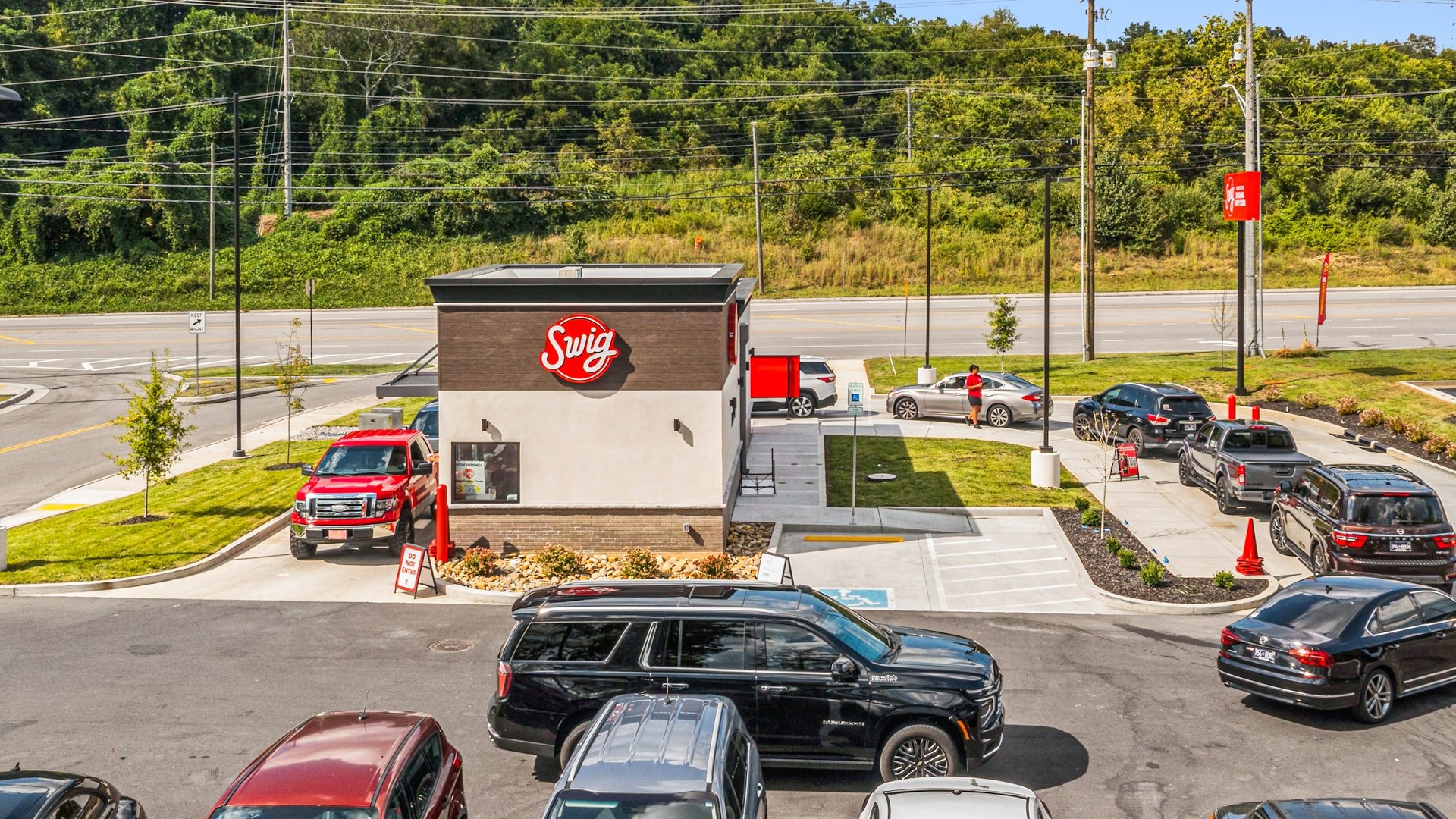 Swig - 15 Year Abs NNN BTS — Sale in Knoxville, TN, photo 1 of 5