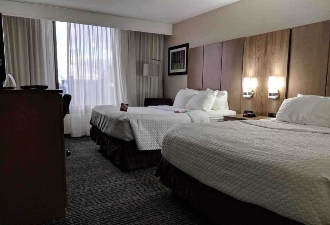 Crowne Plaza Cleveland Airport/Middleburg Heights, Ohio