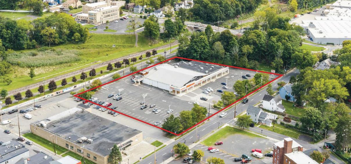 Retail Business for Sale in East Stroudsburg, PA, photo 1 of 5