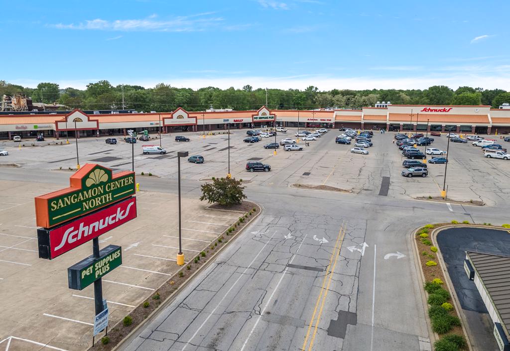 Schnucks Grocery Anchored Center/Springfield, Illinois