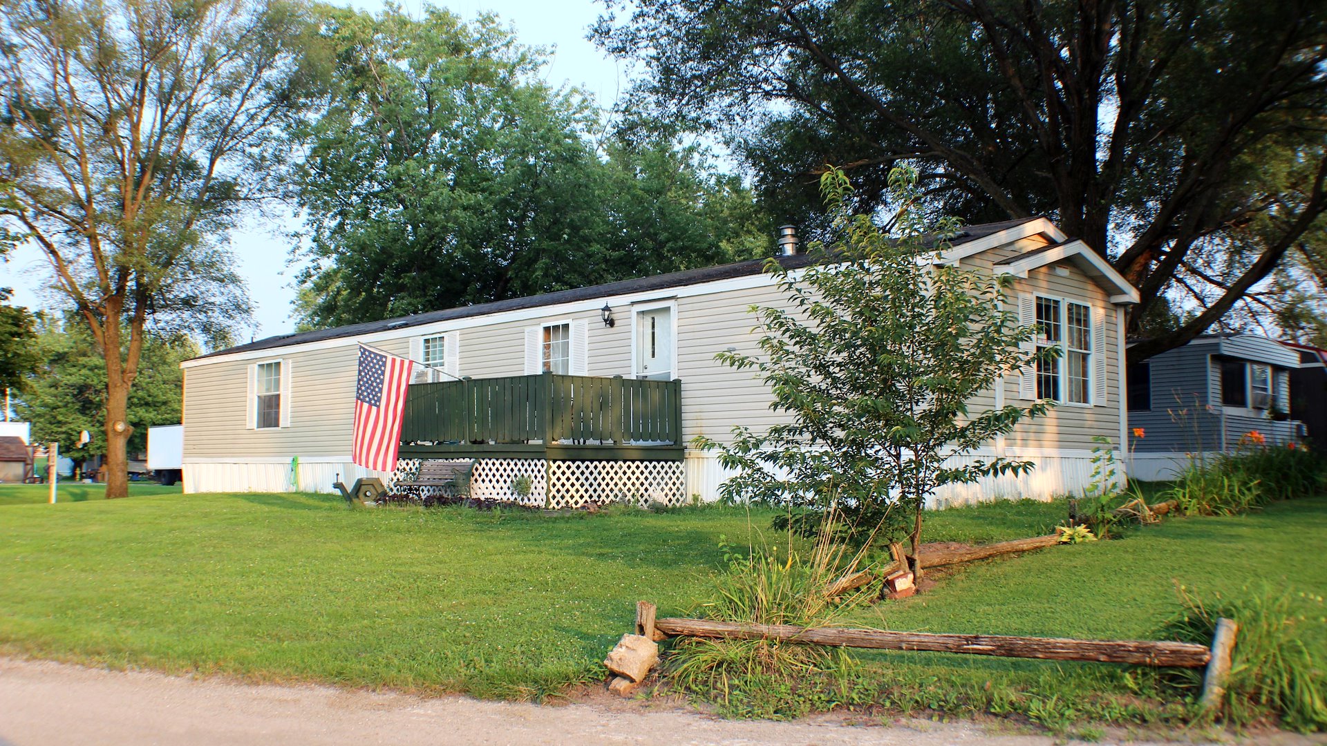 Old State Village Mobile Home Park/Mattoon, Illinois