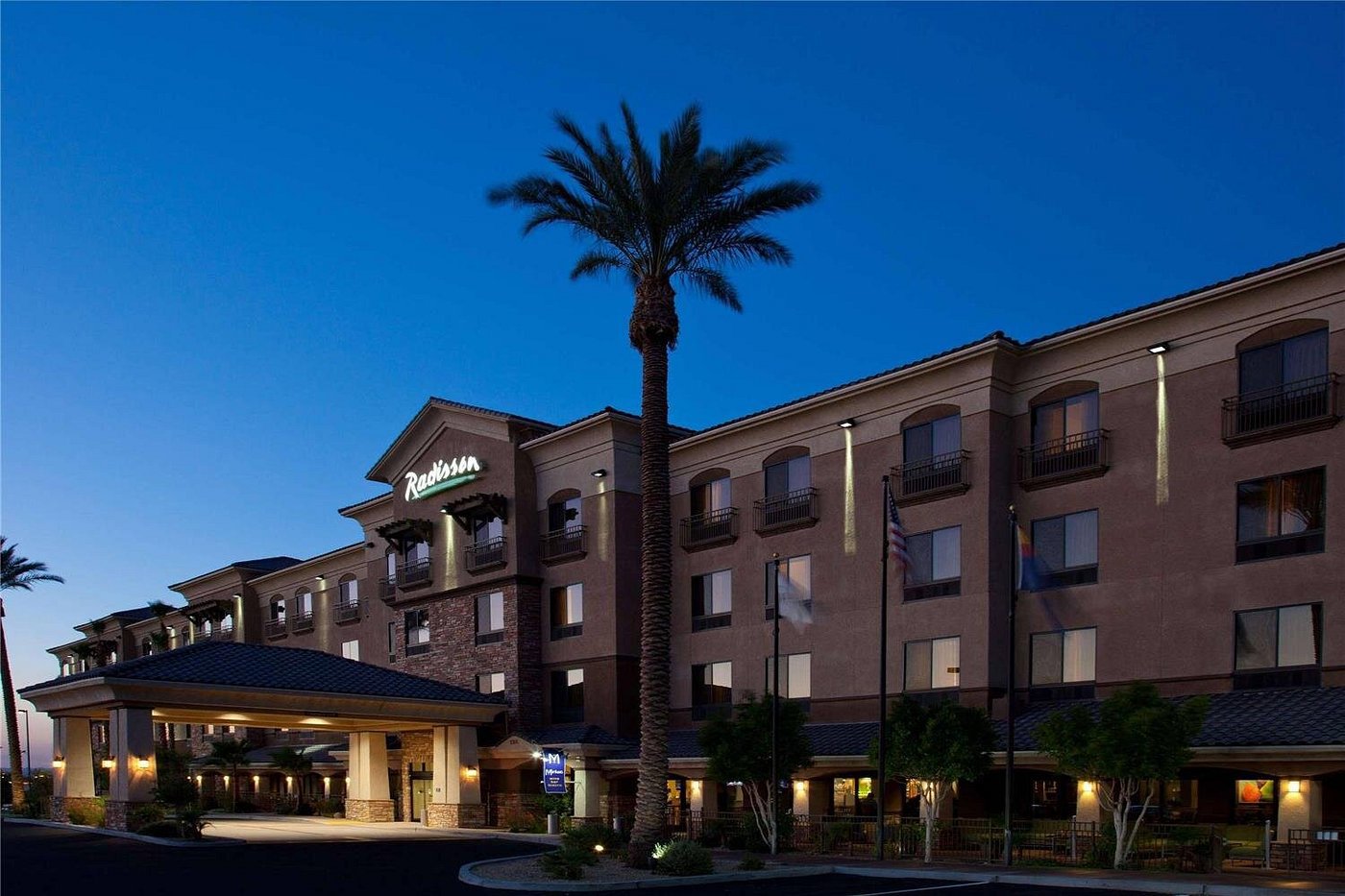 Radisson Yuma — Sale in Yuma, AZ, photo 3 of 5
